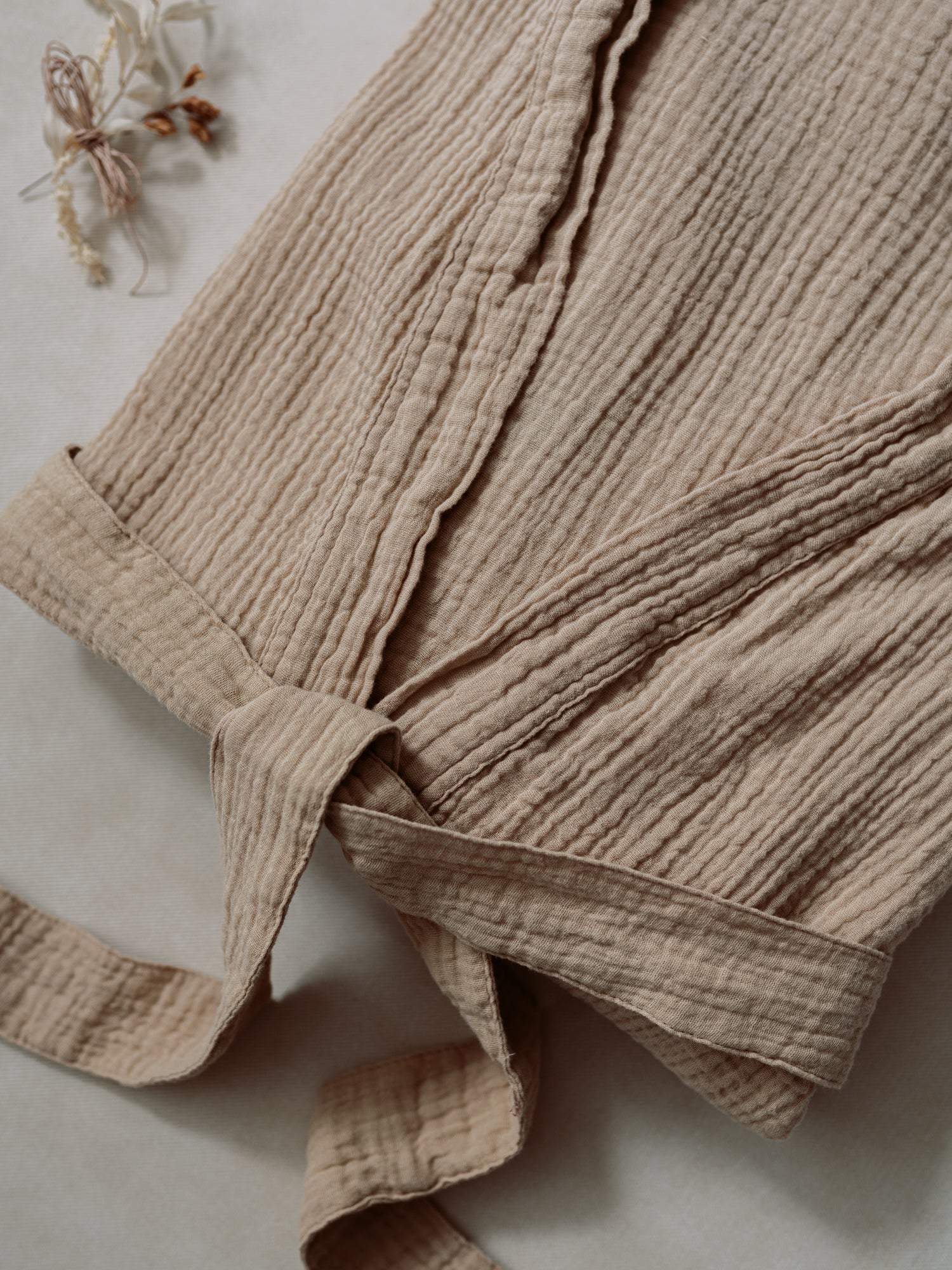 The Madeleine Crinkle-Crêpe Cotton Robe