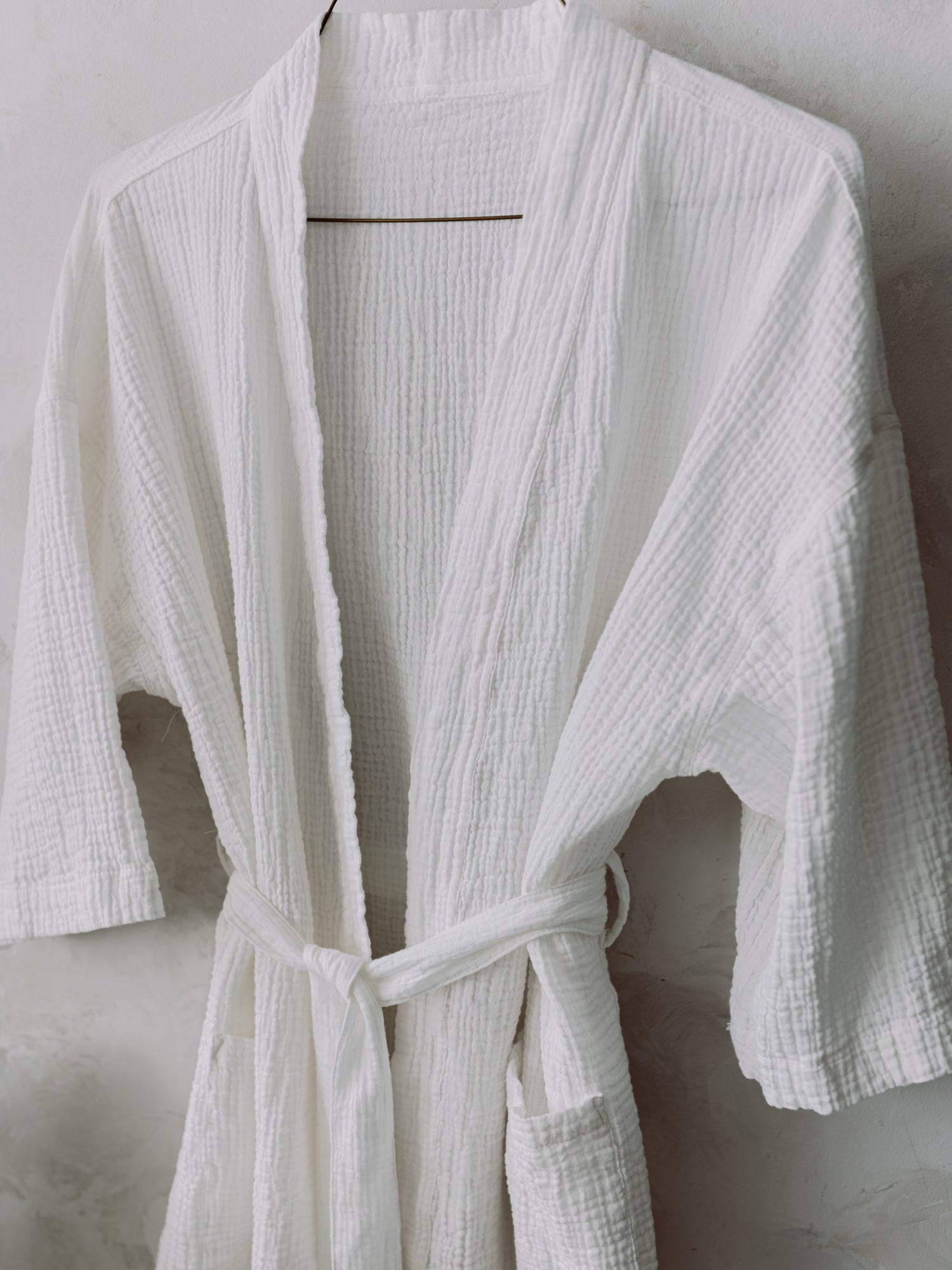 The Madeleine Crinkle-Crêpe Cotton Robe